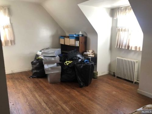 701 Forest Ave, Teaneck NJ 07666-2045 exterior