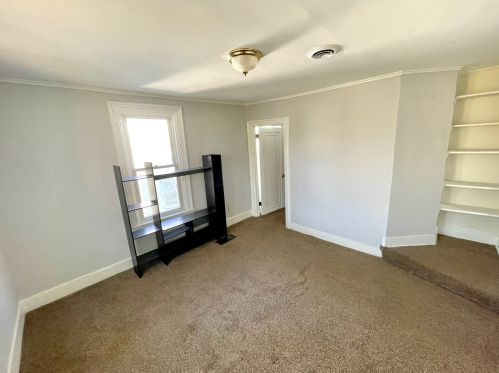 418 Hickory St, Joliet IL 60435-7548 exterior