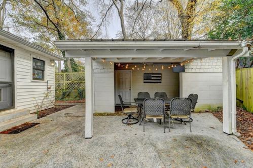 1631 Dresden Dr, Atlanta GA 30319-3633 exterior