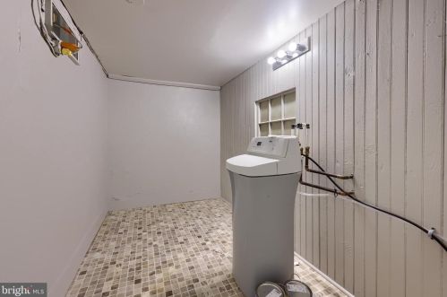 1944 Millersville Rd, Lancaster PA 17603-6153 exterior