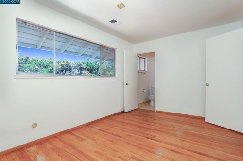 1930 Whitman Rd, Concord CA 94518-3329 exterior