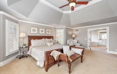 5612 Meadowbrook Ln, Bull Valley IL 60014-3009 exterior