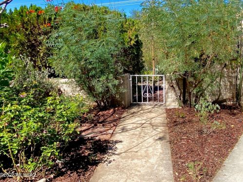 6126 14 St, Tucson AZ 85711-4215 exterior