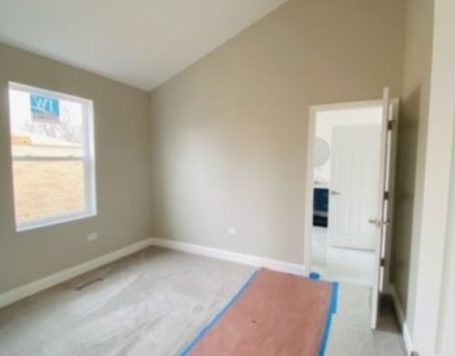 6822 Artesian Ave, Chicago IL  60629-1327 exterior