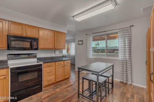 970 Gary Dr, Chandler AZ  85225-1437 exterior