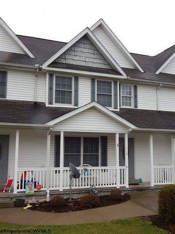 118 5 Forks Dr, Morgantown, WV 26508-9025