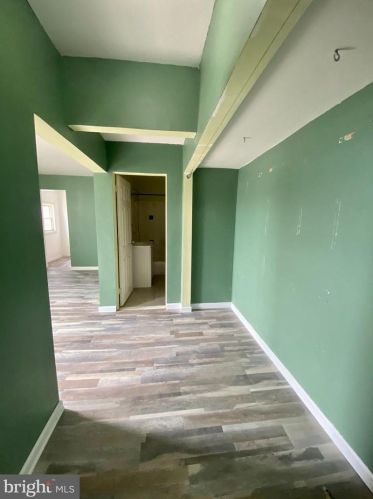 1924 4 St, Philadelphia PA 19122-2206 exterior