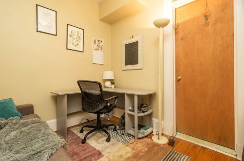 2014 Roscoe St, Chicago IL 60641-4015 exterior