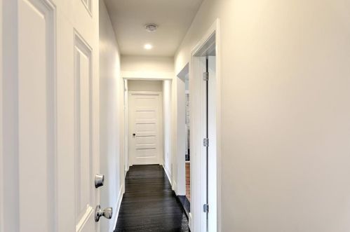 222 Rochambeau Ave, Providence RI  02906-3525 exterior