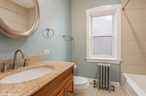 3300 Avers Ave, Chicago IL 60618-5203 exterior