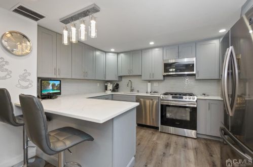 706 Convery Blvd, Perth Amboy NJ exterior