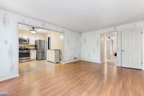 214 Allenberry Cir, Pittsburgh PA 15234-1002 exterior