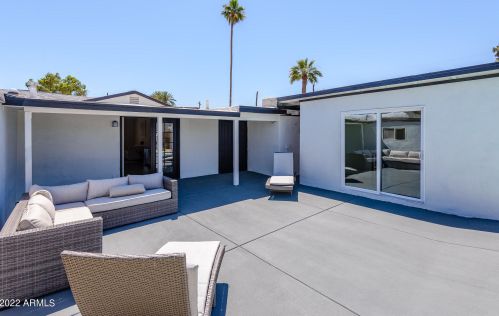 3906 13th Pl, Phoenix AZ  85014-4904 exterior