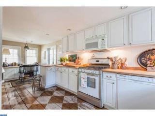 10 Canal St, West Amwell NJ  08530-1704 exterior