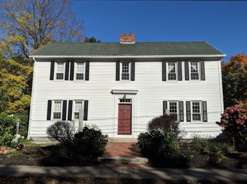 148 King St, Concord NH 03303-2111 exterior