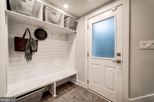 113 Maple St, Alexandria VA 22301-2606 exterior