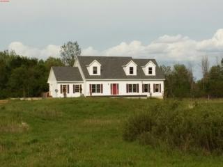 10820 Salwood Dr, Fowlerville, MI 48836-7716