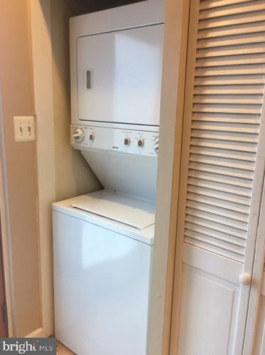 402 Franklin St, Washington DC  20017-1343 exterior