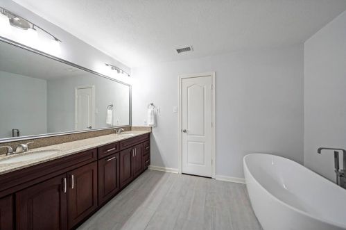 20503 Frst Strm Dr, Humble TX 77346-1640 exterior