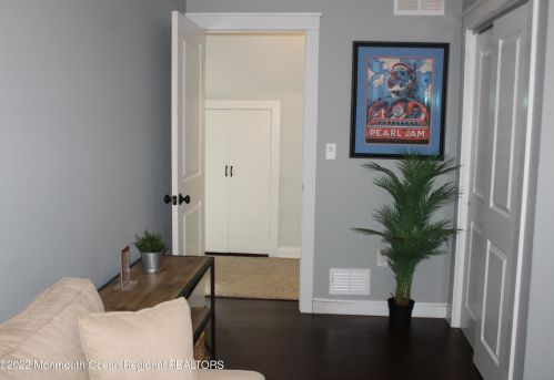 52 4 Winds Dr, Middletown NJ 07748-3141 exterior