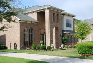 2832 Cotswold Manor Dr, Humble, TX 77339-1656