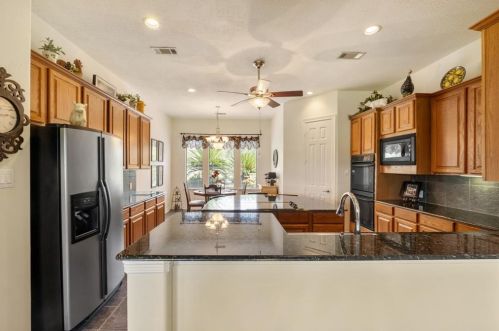 4715 Wentworth Dr, Fulshear TX 77441-4227 exterior