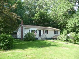 3 Frst Ln, Concord NH  03303-2419 exterior