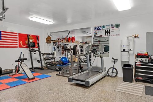 1021 Madeline Ln, Atlanta GA  30350-4024 exterior