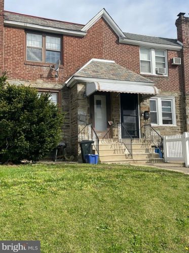 7224 Jackson St, Philadelphia, PA 19135-1221