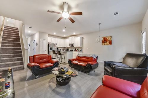 4954 Lower Elm St, Atlanta GA 30349-1688 exterior