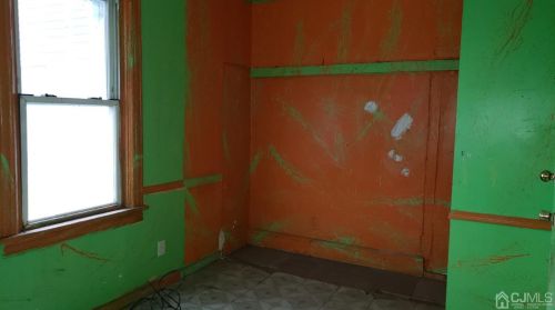 122 Madison Ave, Perth Amboy NJ 08861-4307 exterior