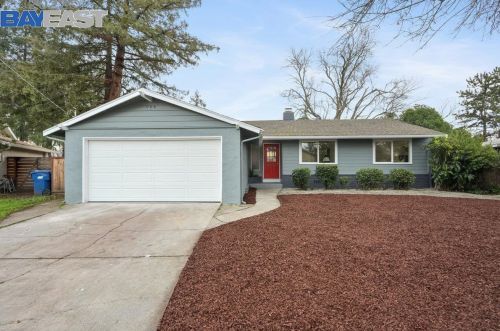 35 Baylor Ln, Concord, CA 94523-1907