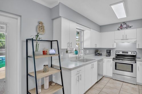 6505 Pensacola Rd, Fort Pierce FL  34951-1500 exterior