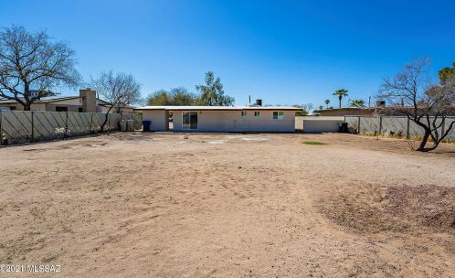 5681 Bryant Ave, Tucson AZ 85706-2917 exterior