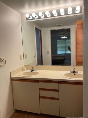 750 College Park Rd, Fort Pierce FL 34953-3334 exterior