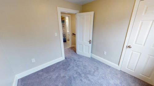 216 Farm St, Woonsocket RI  02895-1169 exterior