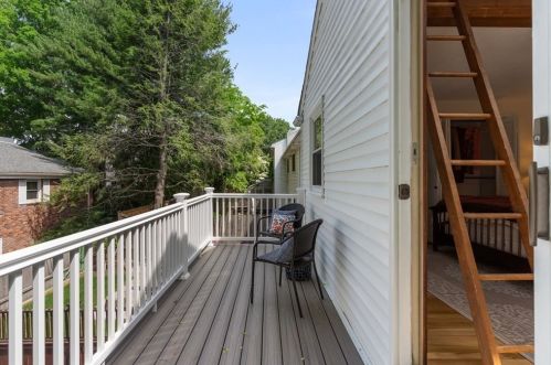 3 Kent Sq, Brookline MA 02446-6937 exterior