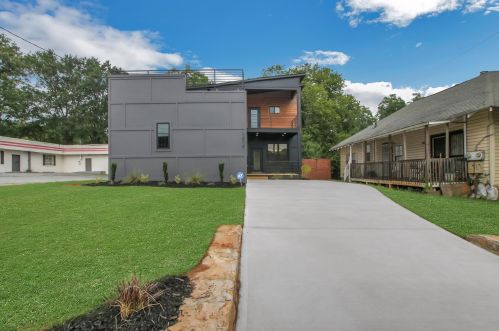 1313 Metropolitan Pkwy, Atlanta GA 30315-6230 exterior