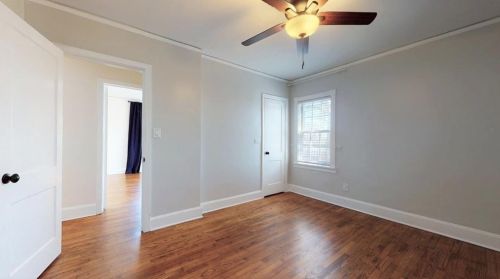 1060 Davis Cir, Atlanta GA 30318-7525 exterior