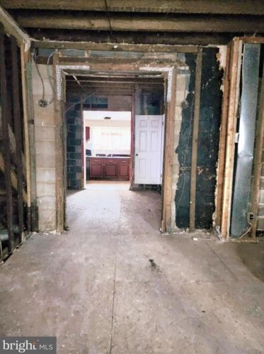 1121 Hancock St, Philadelphia PA 19133-3830 exterior