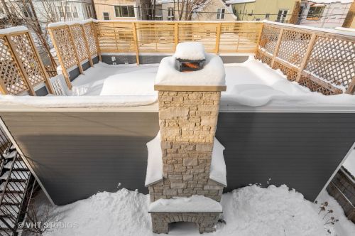 1654 Carmen Ave, Chicago IL 60640-2703 exterior