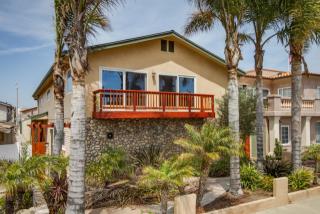 5051 Island View St, Oxnard CA  93035-2826 exterior