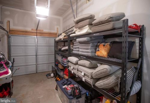 1012 Johnson St, Philadelphia PA  19138-1015 exterior