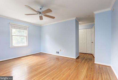 2998 Glenora Ln, Rockville MD 20850-3055 exterior