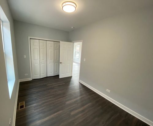 6224 Artesian Ave, Chicago IL  60629-1210 exterior