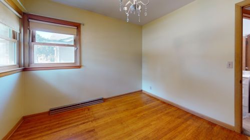 7824 Verona Ct, Milwaukee WI  53219-3860 exterior