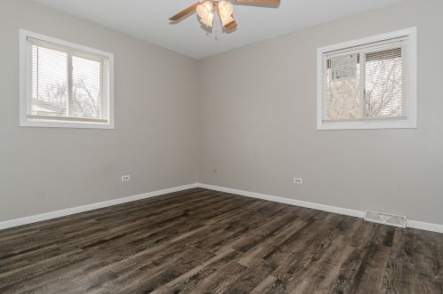 2703 Fairway Dr, Joliet IL 60435-5223 exterior