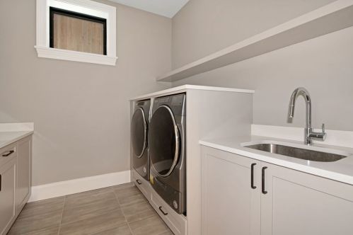 1928 Cleveland Ave, Chicago IL 60614-3749 exterior