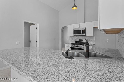 1501 Atwood Ave, Tucson AZ 85745-3520 exterior