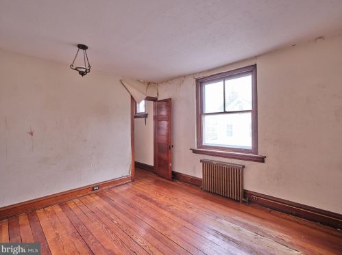 108 Washington Ave, Upper Makefield PA 18940-1941 exterior